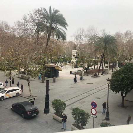 Invecar Holding Apartamento Sevilla Exterior foto