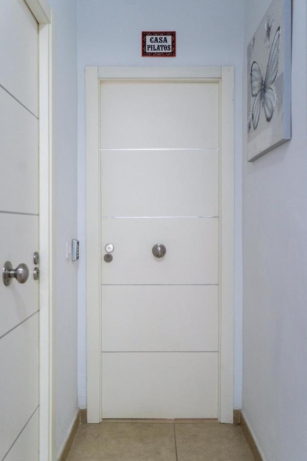 Invecar Holding Apartamento Sevilla Exterior foto