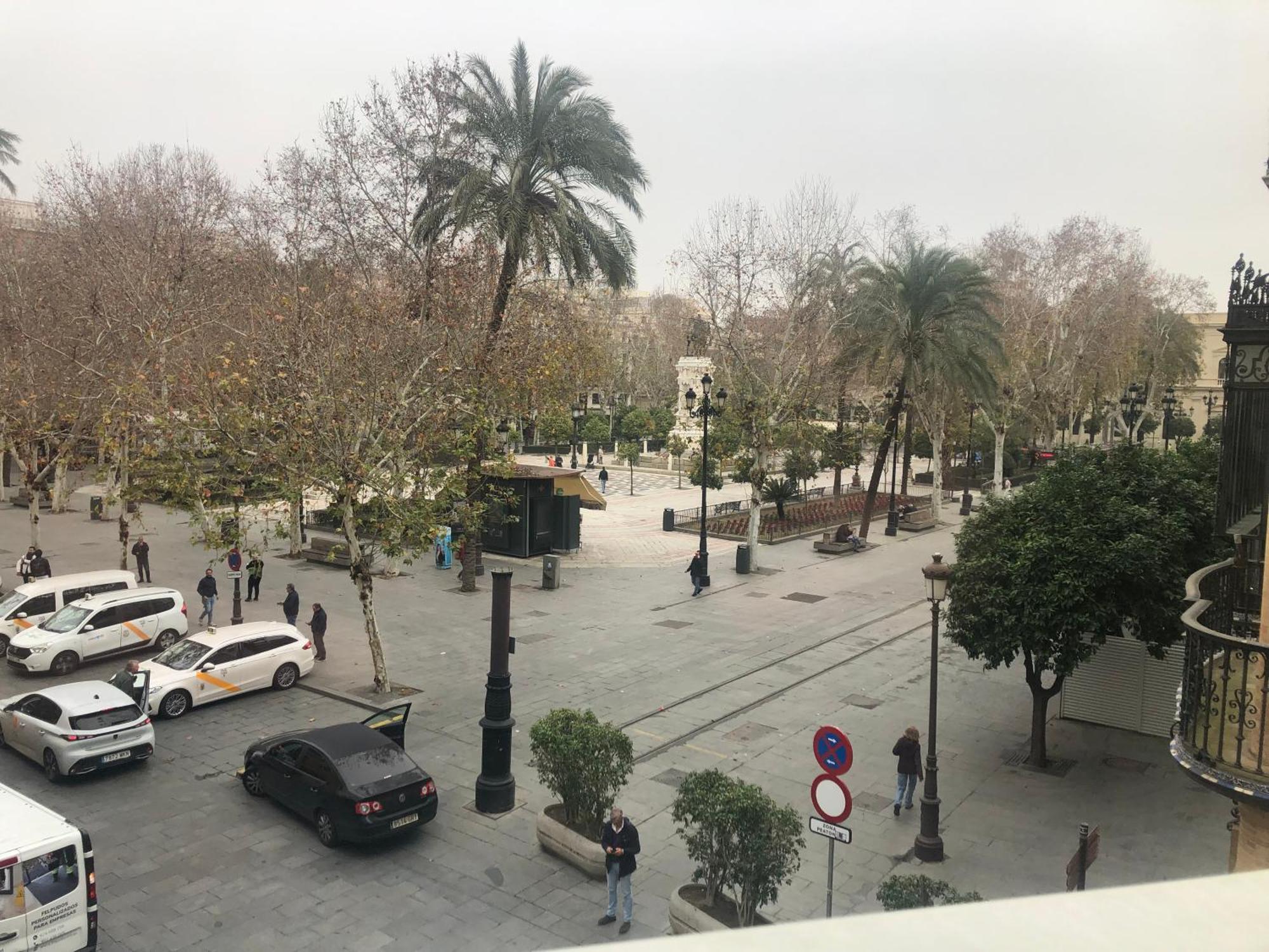 Invecar Holding Apartamento Sevilla Exterior foto