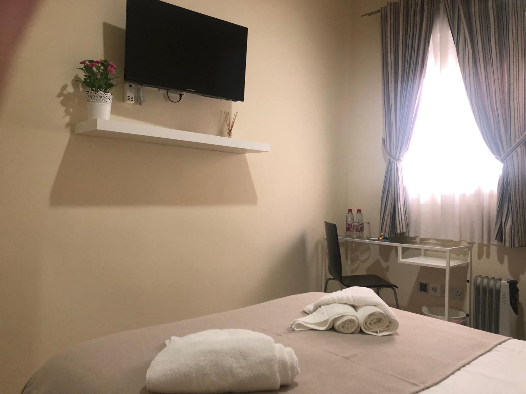 Invecar Holding Apartamento Sevilla Exterior foto